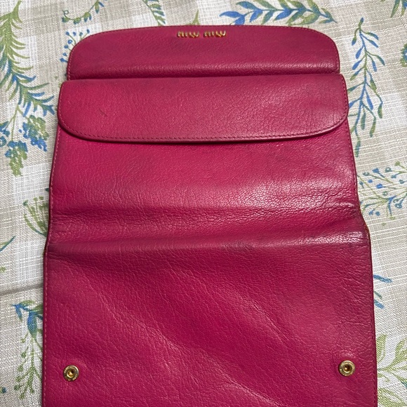 Miu Miu Fuchsia Leather Long Flap Wallet with Gold Logo - Picture 7 of 16
